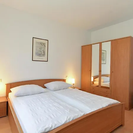 Apartment Fuer 5 Personen Ca 50 Qm In Porec, Istrien Istrische Riviera Porec