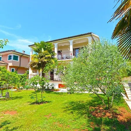 Fuer 5 Personen Ca 50 Qm In Porec, Istrien Istrische Riviera * Porec